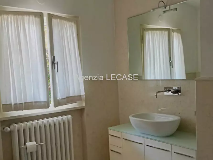 Immagine 10 di Villa in affitto  in Via Carrara 20 a Forte Dei Marmi