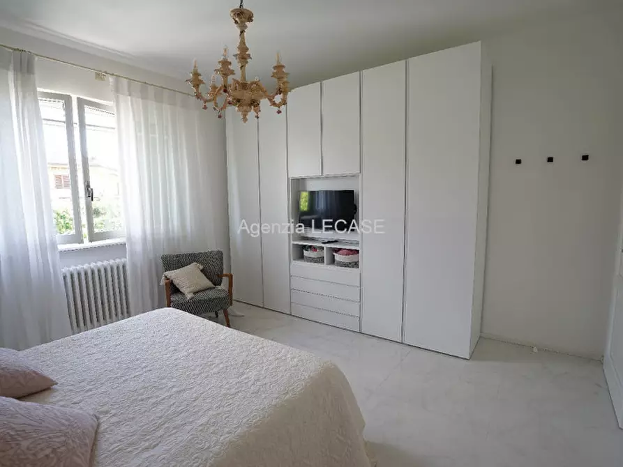 Immagine 22 di Villa in affitto  in Via Carrara 20 a Forte Dei Marmi