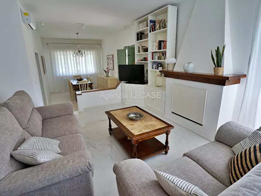 Immagine 27 di Villa in affitto  in Via Carrara 20 a Forte Dei Marmi