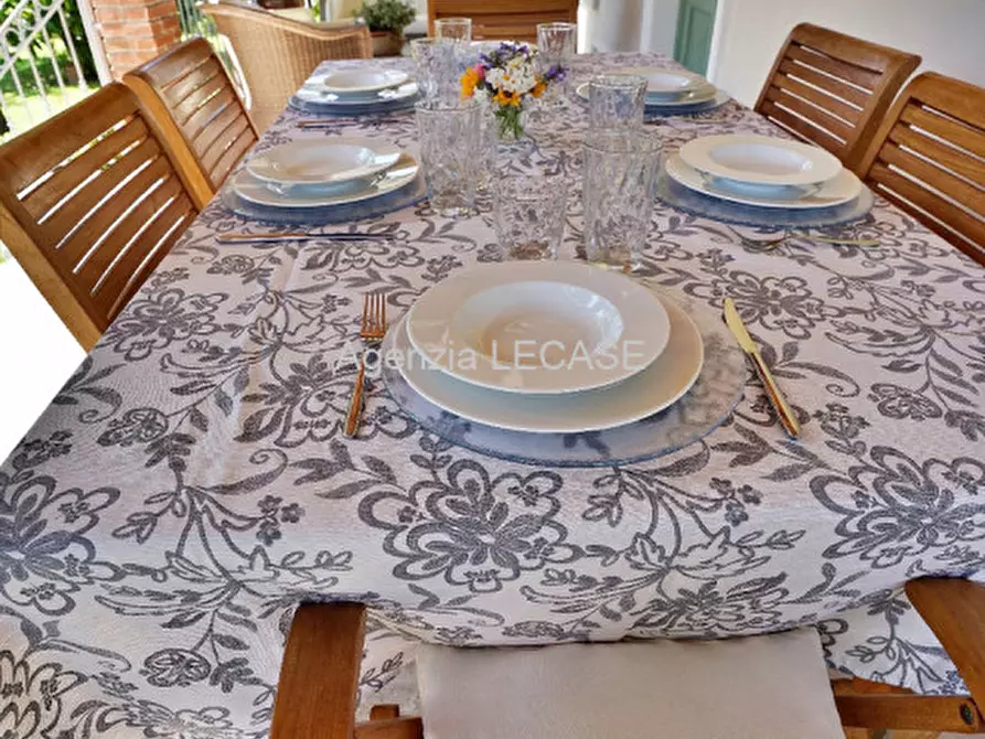 Immagine 32 di Villa in affitto  in Via Carrara 20 a Forte Dei Marmi