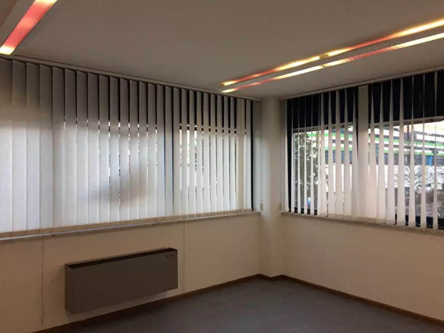 Immagine 4 di Ufficio in vendita  in VIA PRANZELORES a Trento