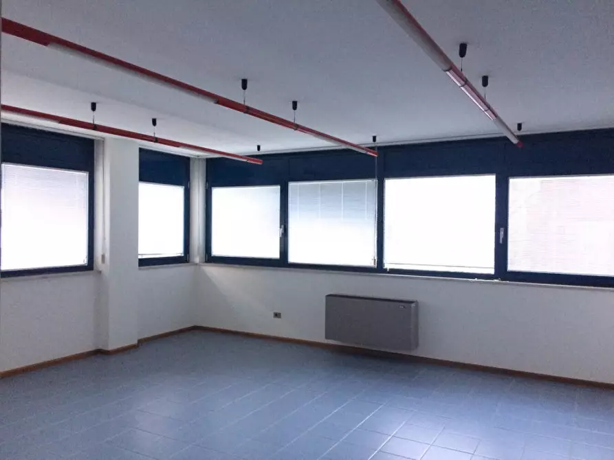 Immagine 8 di Ufficio in vendita  in VIA PRANZELORES a Trento