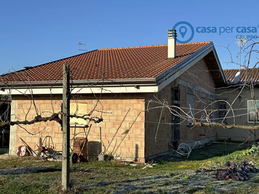 Immagine 4 di Casa bifamiliare in vendita  a Rovigo