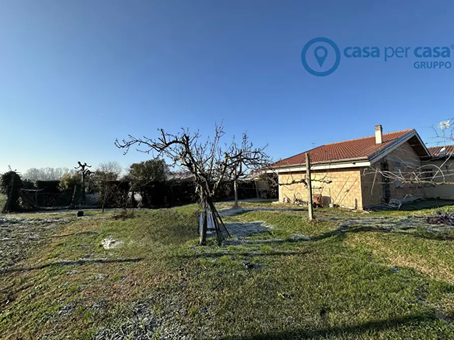 Immagine 5 di Casa bifamiliare in vendita  a Rovigo