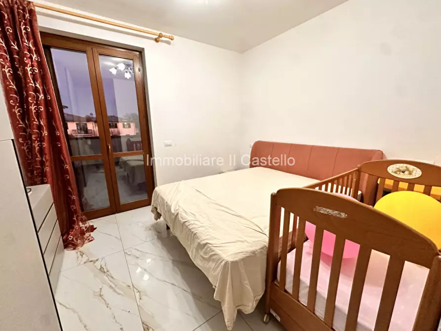 Immagine 14 di Appartamento in vendita  a Castiglione Del Lago