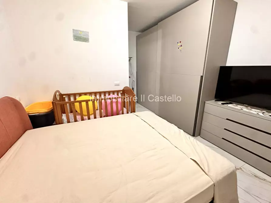 Immagine 16 di Appartamento in vendita  a Castiglione Del Lago