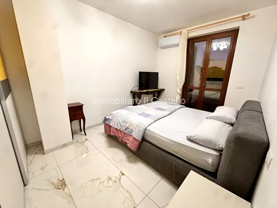 Immagine 20 di Appartamento in vendita  a Castiglione Del Lago