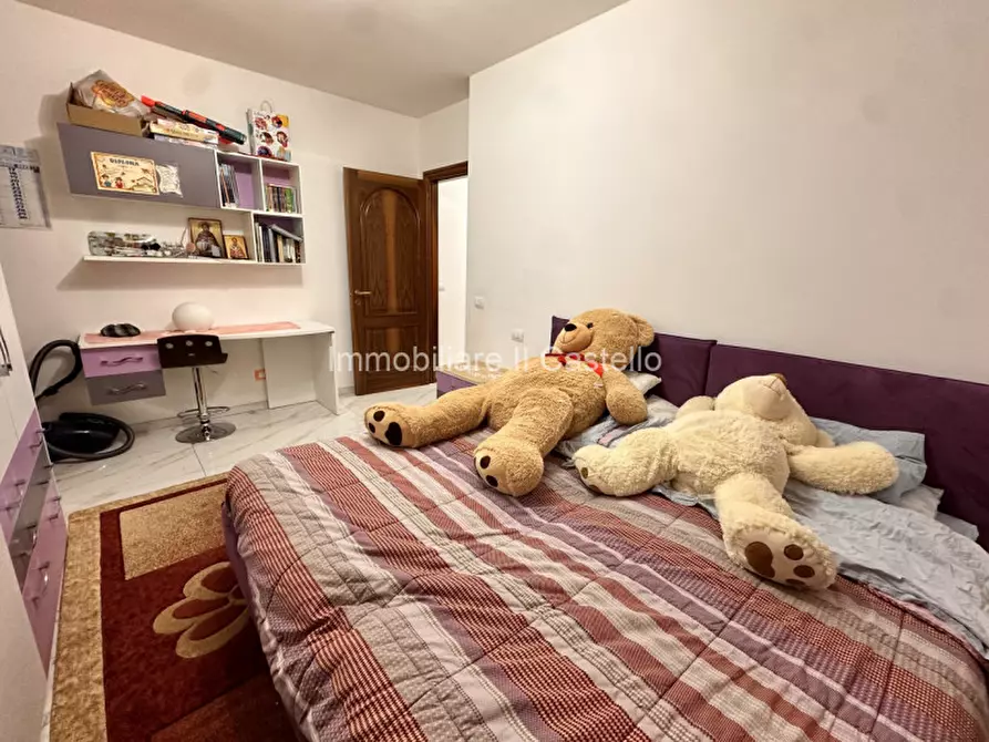 Immagine 25 di Appartamento in vendita  a Castiglione Del Lago