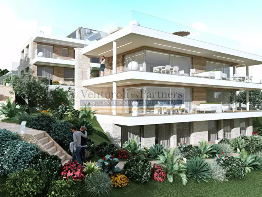 Immagine 2 di Appartamento in vendita  in Via Vivaldi a Toscolano-Maderno