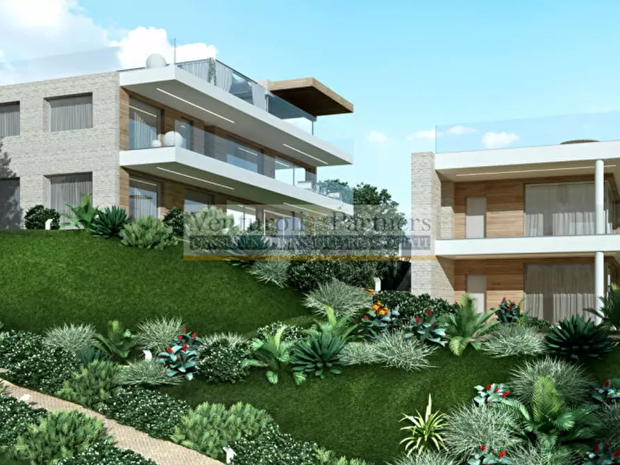 Immagine 3 di Appartamento in vendita  in Via Vivaldi a Toscolano-Maderno