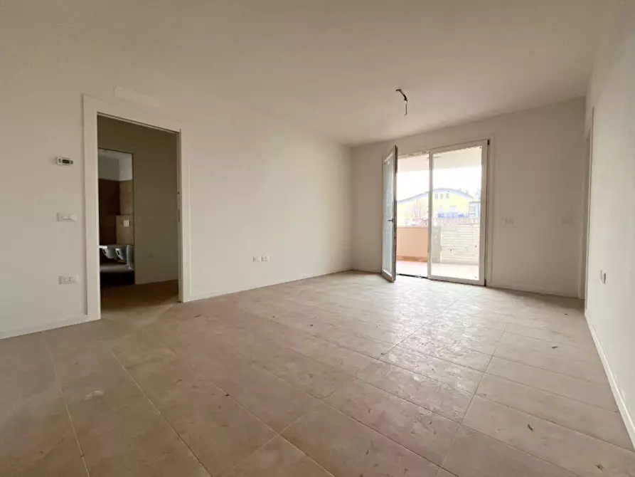 Immagine 1 di Appartamento in vendita  in via oliva 21 a Rovigo