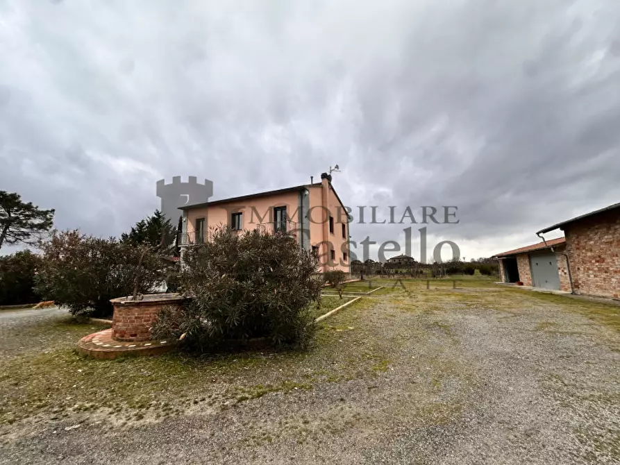 Immagine 4 di Agriturismo in vendita  in piana a Castiglione Del Lago