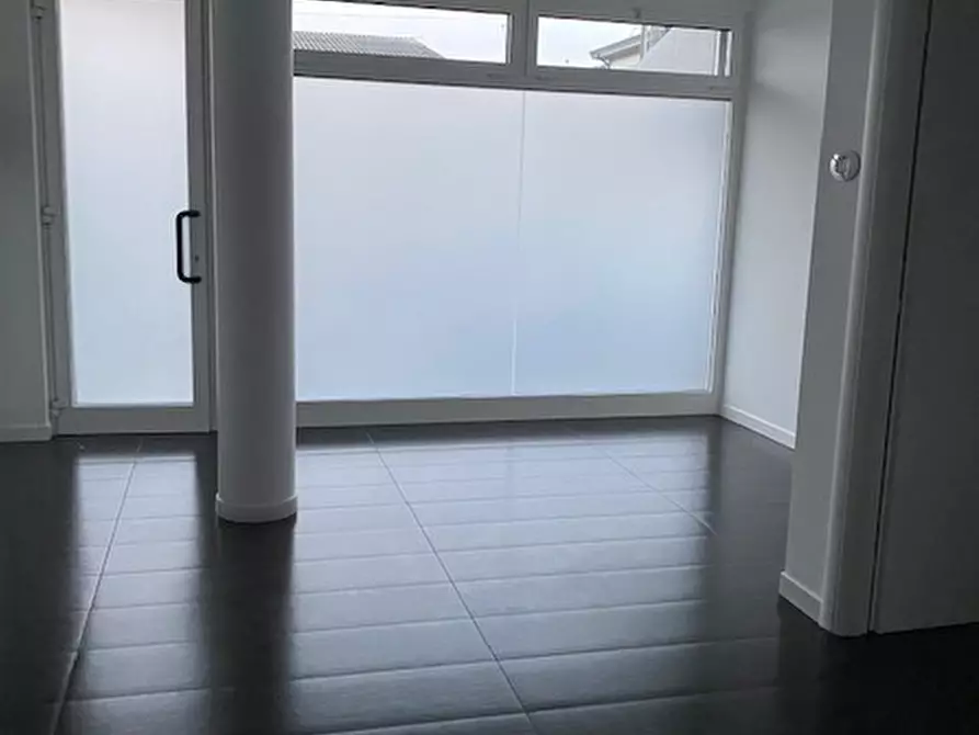 Immagine 4 di Ufficio in vendita  in VIA DON BOSCO a Brugine