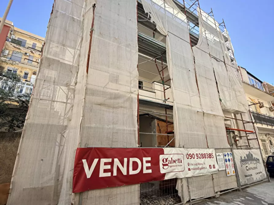 Immagine 2 di Appartamento in vendita  in MILAZZO VIA ASPROMONTE a Milazzo