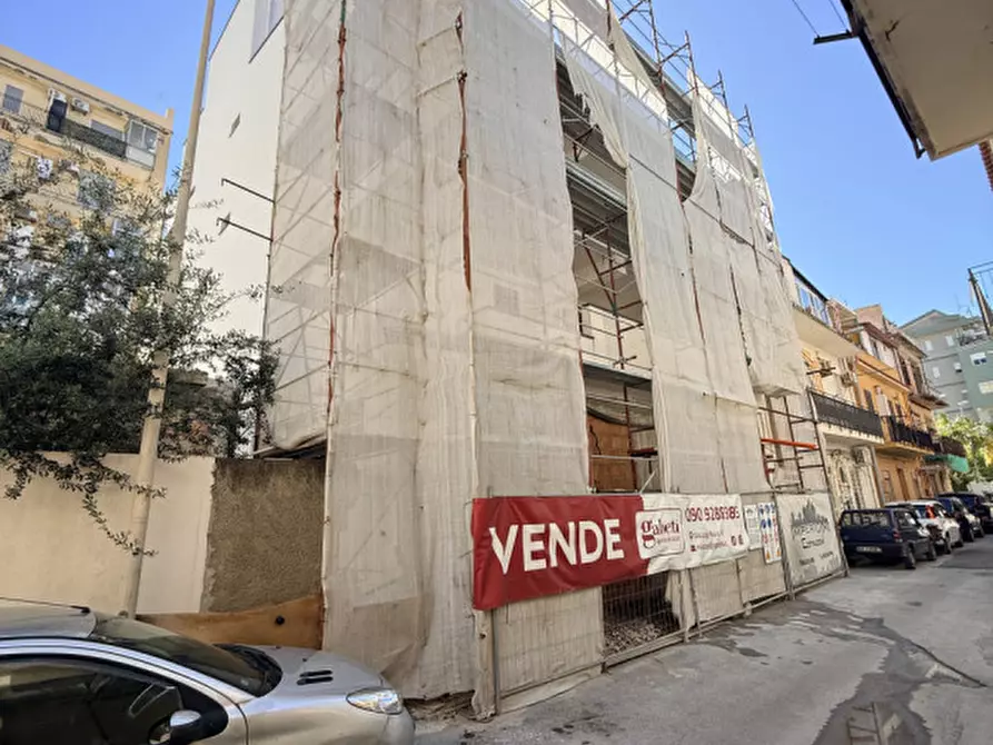 Immagine 35 di Appartamento in vendita  in MILAZZO VIA ASPROMONTE a Milazzo