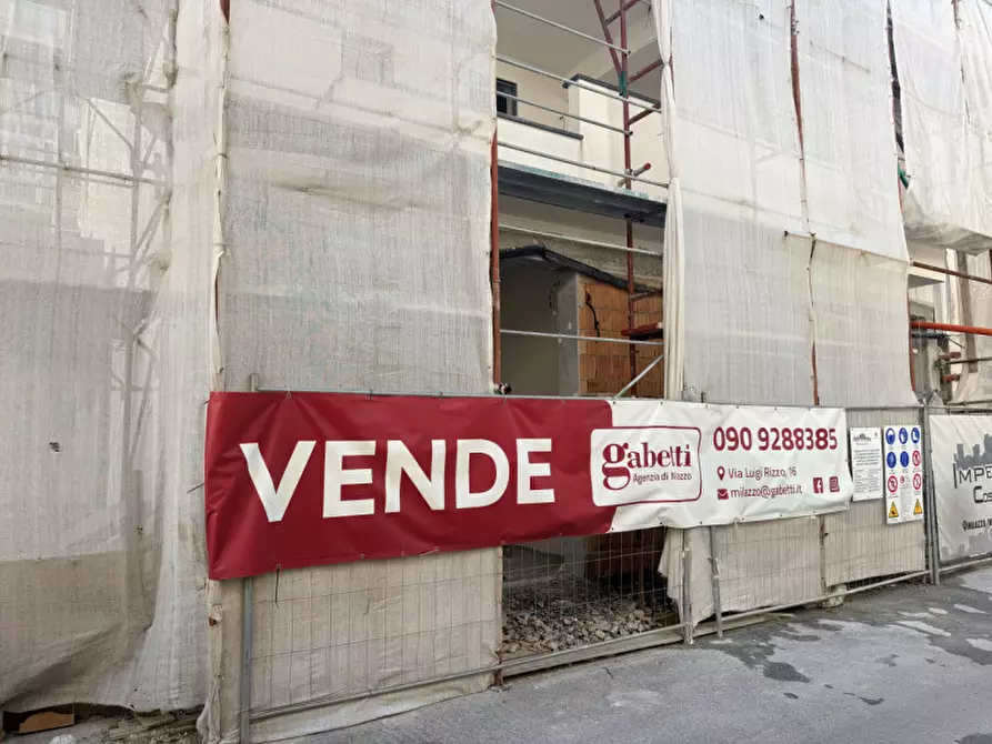 Immagine 36 di Appartamento in vendita  in MILAZZO VIA ASPROMONTE a Milazzo
