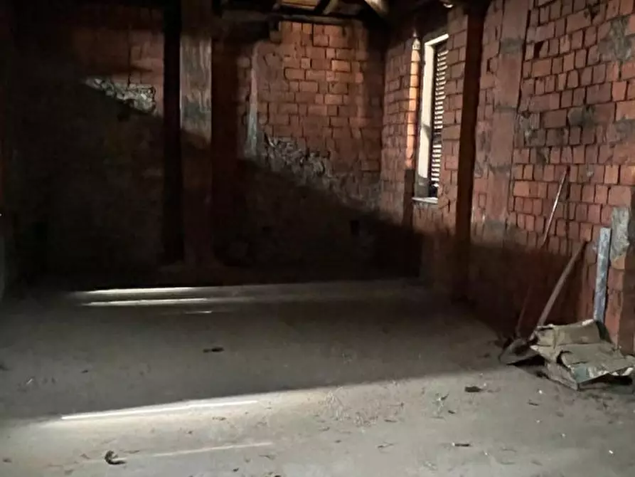 Immagine 34 di Rustico / casale in vendita  in via IV novembre 4 a Polpenazze Del Garda