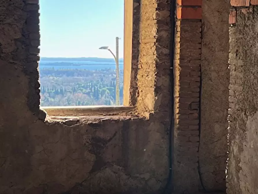 Immagine 44 di Rustico / casale in vendita  in via IV novembre 4 a Polpenazze Del Garda