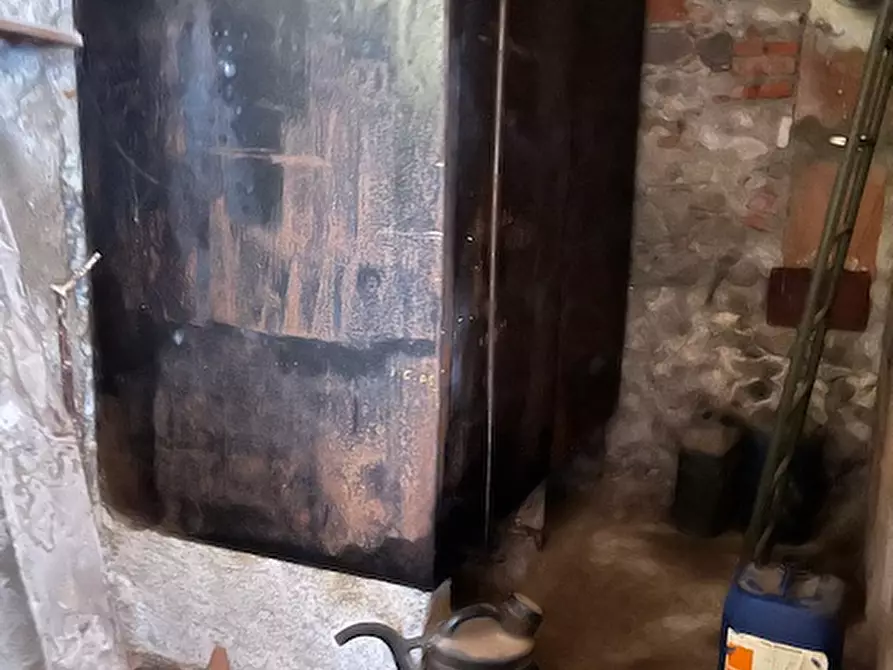 Immagine 49 di Rustico / casale in vendita  in via IV novembre 4 a Polpenazze Del Garda