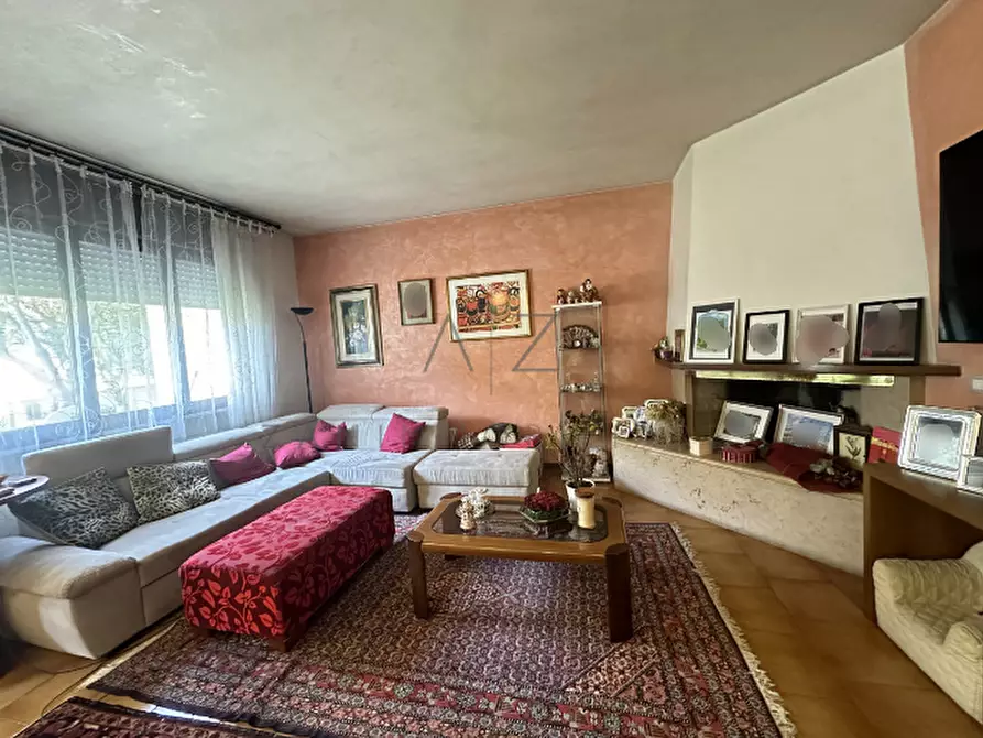 Immagine 1 di Casa quadrifamiliare in vendita  a Castelfranco Veneto