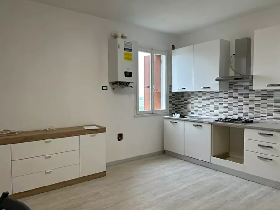Immagine 5 di Appartamento in affitto  a Giacciano Con Baruchella
