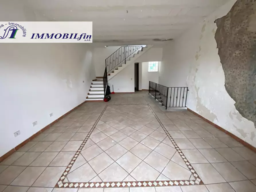 Immagine 8 di Casa indipendente in vendita  in piazza della regione a Villabate