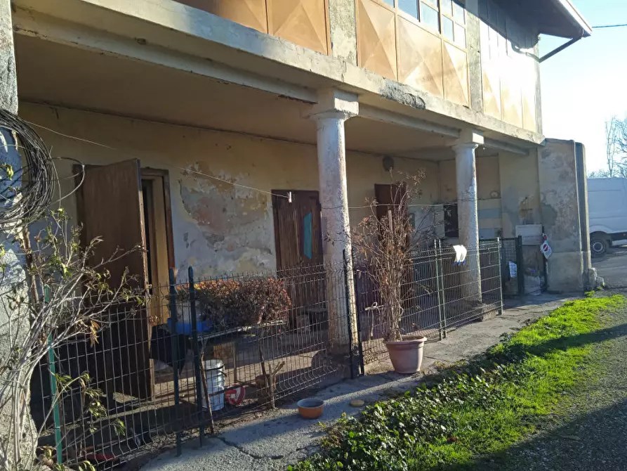 Immagine 14 di Rustico / casale in vendita  a Castel Mella
