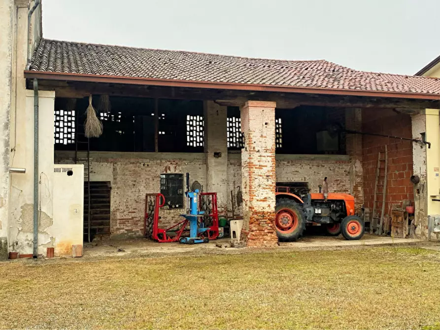 Immagine 3 di Rustico / casale in vendita  in via Priuli a Castelfranco Veneto