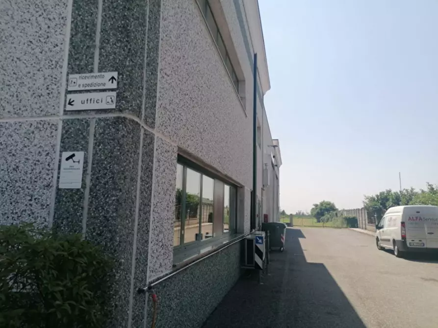 Immagine 3 di Ufficio in affitto  in Via XXV Aprile a Rovato