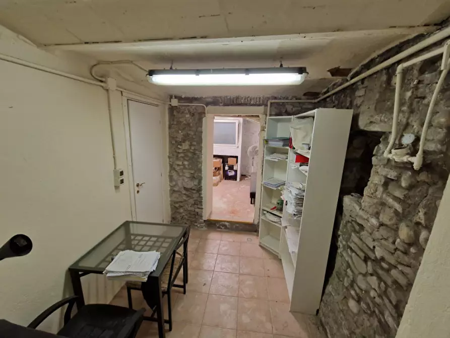 Immagine 13 di Negozio in vendita  in VIA FONDAZZA a Bologna