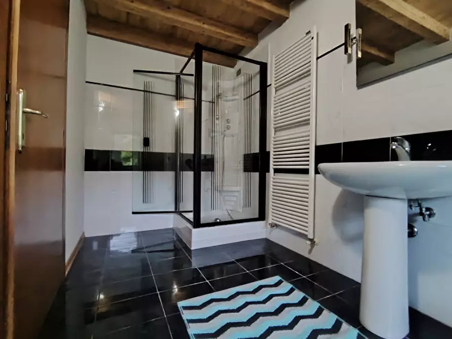 Immagine 24 di Casa bifamiliare in vendita  a Colceresa