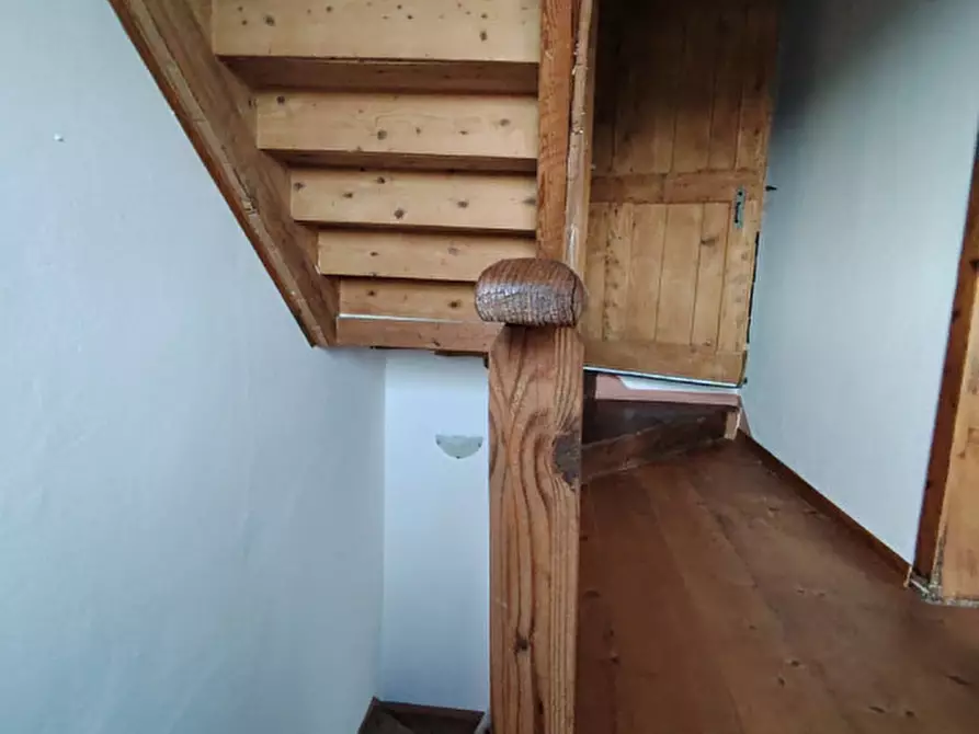 Immagine 26 di Casa bifamiliare in vendita  a Colceresa