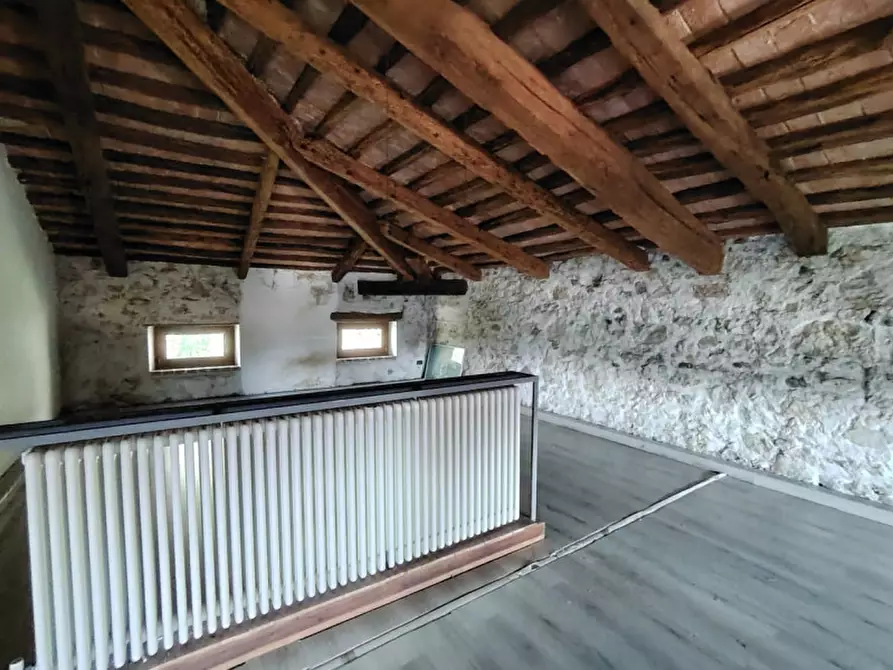 Immagine 28 di Casa bifamiliare in vendita  a Colceresa