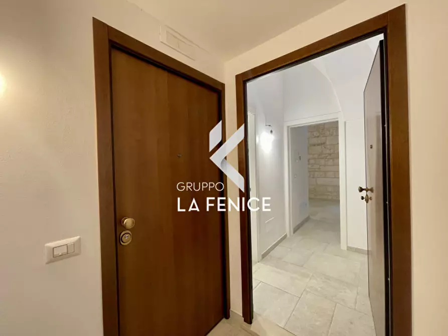 Immagine 1 di Casa indipendente in vendita  in P.zza Marconi a Locorotondo