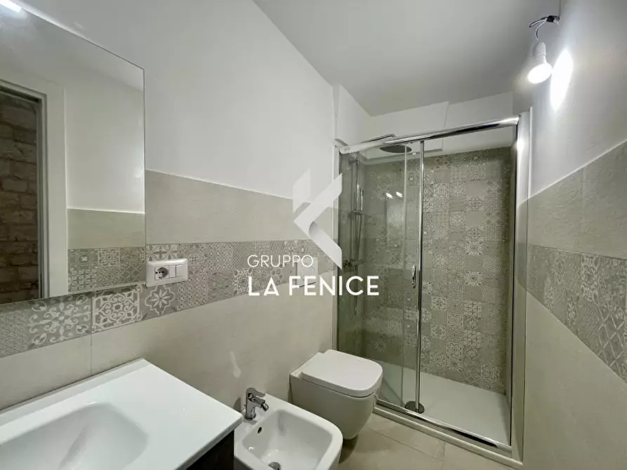 Immagine 11 di Casa indipendente in vendita  in P.zza Marconi a Locorotondo