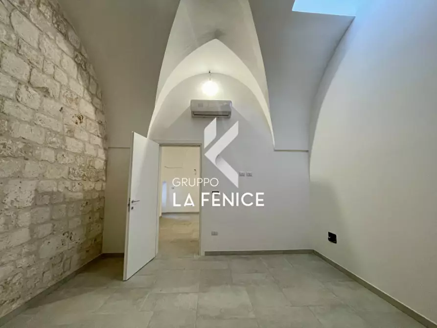 Immagine 17 di Casa indipendente in vendita  in P.zza Marconi a Locorotondo