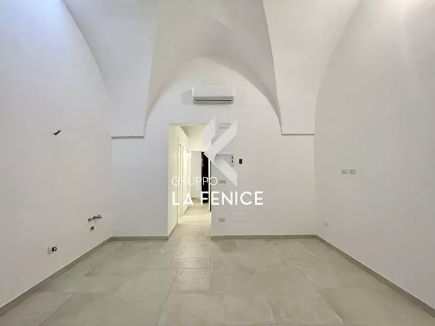 Immagine 33 di Casa indipendente in vendita  in P.zza Marconi a Locorotondo