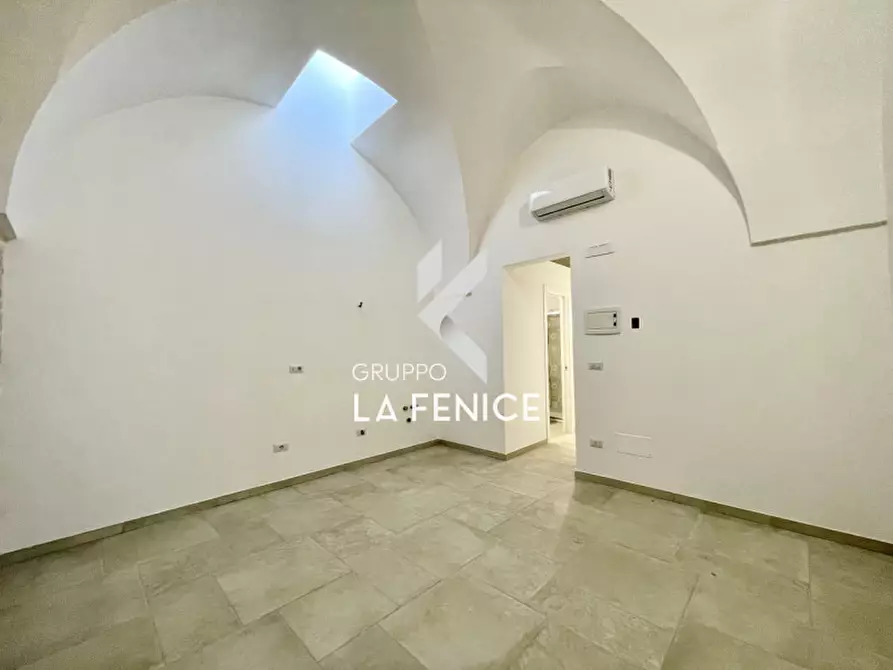 Immagine 34 di Casa indipendente in vendita  in P.zza Marconi a Locorotondo