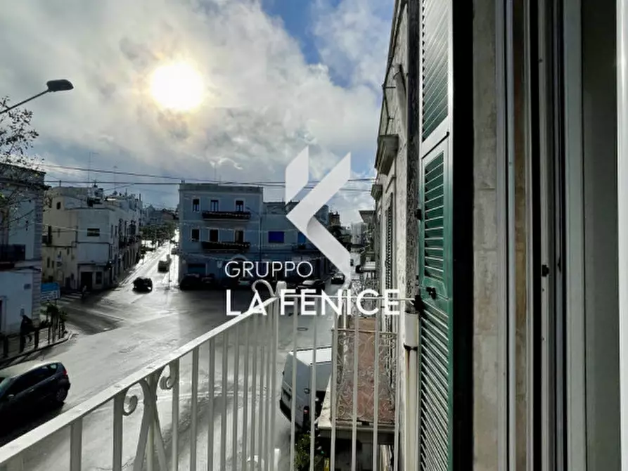 Immagine 46 di Casa indipendente in vendita  in P.zza Marconi a Locorotondo