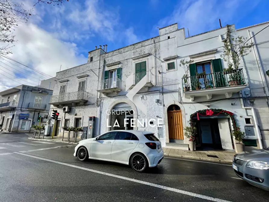 Immagine 55 di Casa indipendente in vendita  in P.zza Marconi a Locorotondo