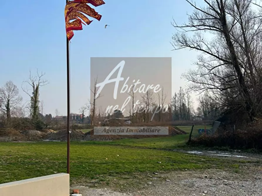 Immagine 6 di Terreno in vendita  a Fontaniva