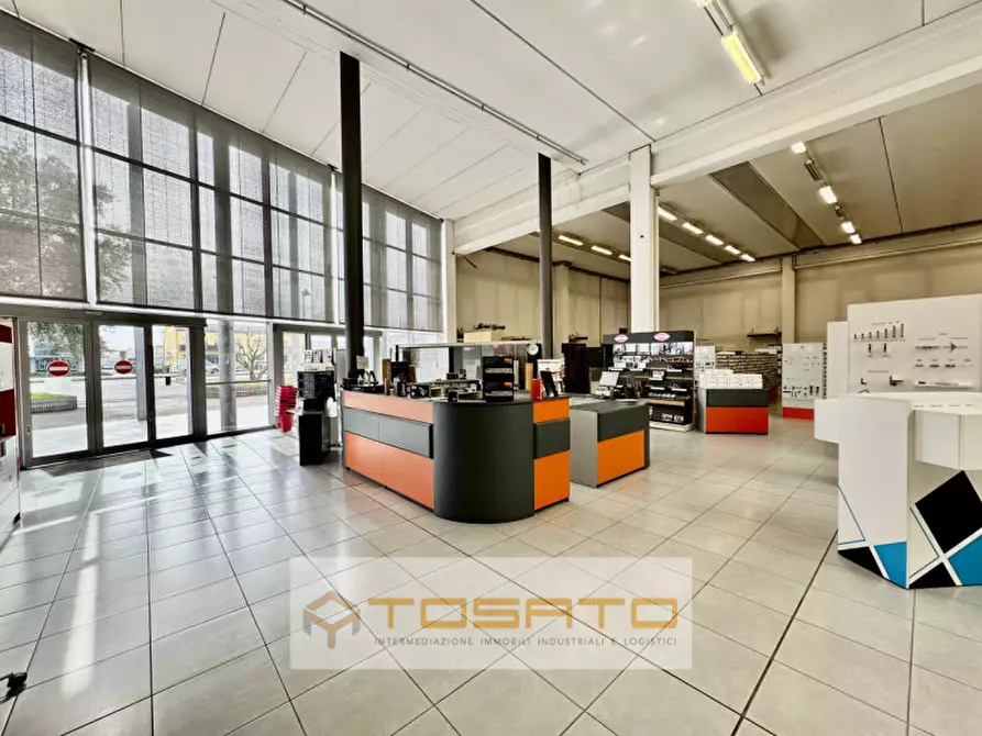 Immagine 32 di Capannone industriale in vendita  a Cerea