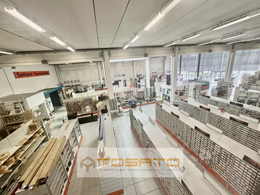 Immagine 37 di Capannone industriale in vendita  a Cerea