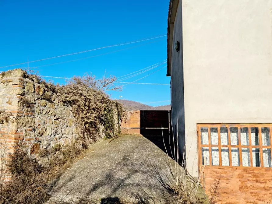 Immagine 10 di Casa indipendente in vendita  in VIA VENTOTTO APRILE a Vo