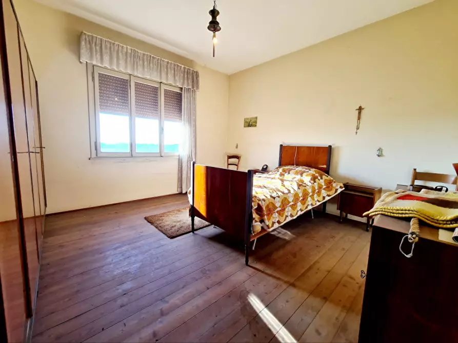 Immagine 12 di Casa indipendente in vendita  in VIA VENTOTTO APRILE a Vo