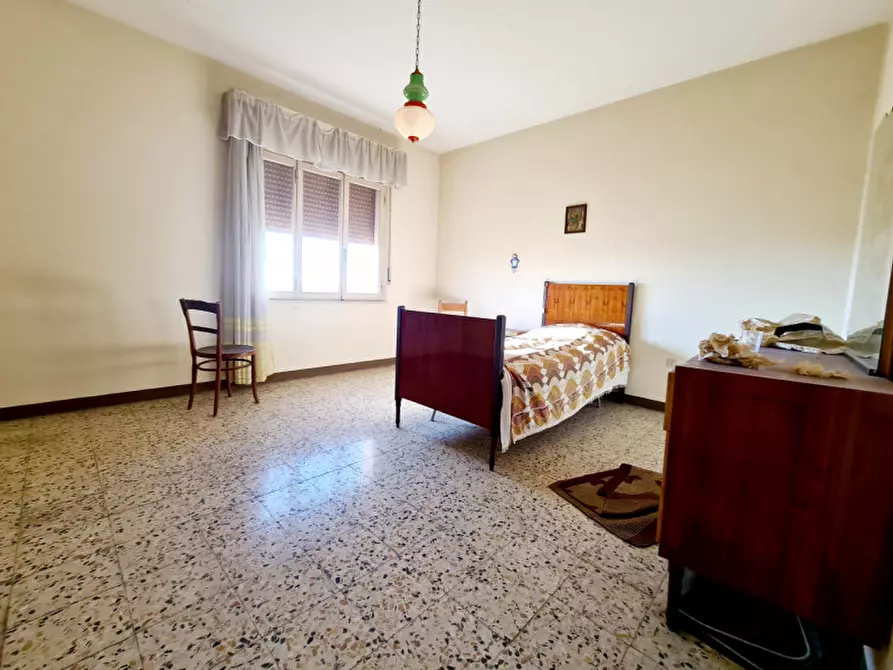 Immagine 13 di Casa indipendente in vendita  in VIA VENTOTTO APRILE a Vo