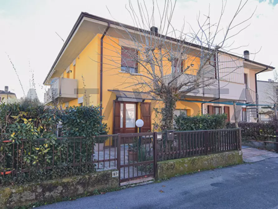 Immagine 1 di Casa quadrifamiliare in vendita  in via reghen a Villanuova Sul Clisi
