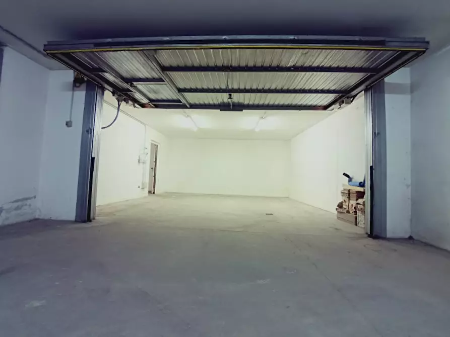 Immagine 14 di Villetta a schiera in vendita  in Via Venturini a Chioggia