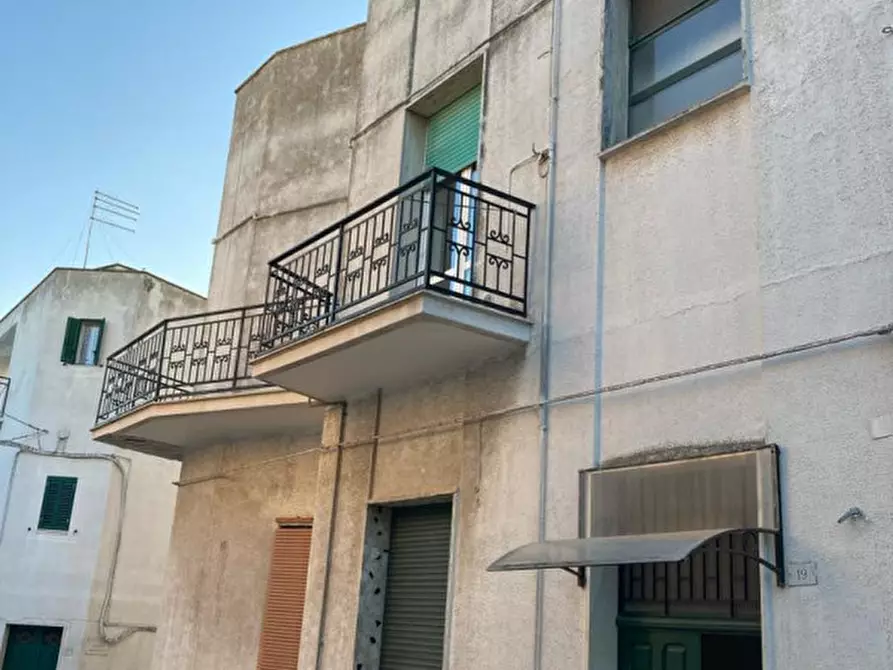 Immagine 1 di Casa indipendente in vendita  in Via Gioberti a Ceglie Messapico