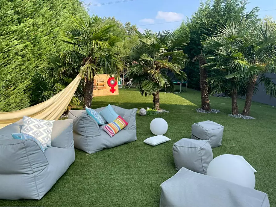 Immagine 10 di Villa in vendita  in via Tre Ponti a Padova